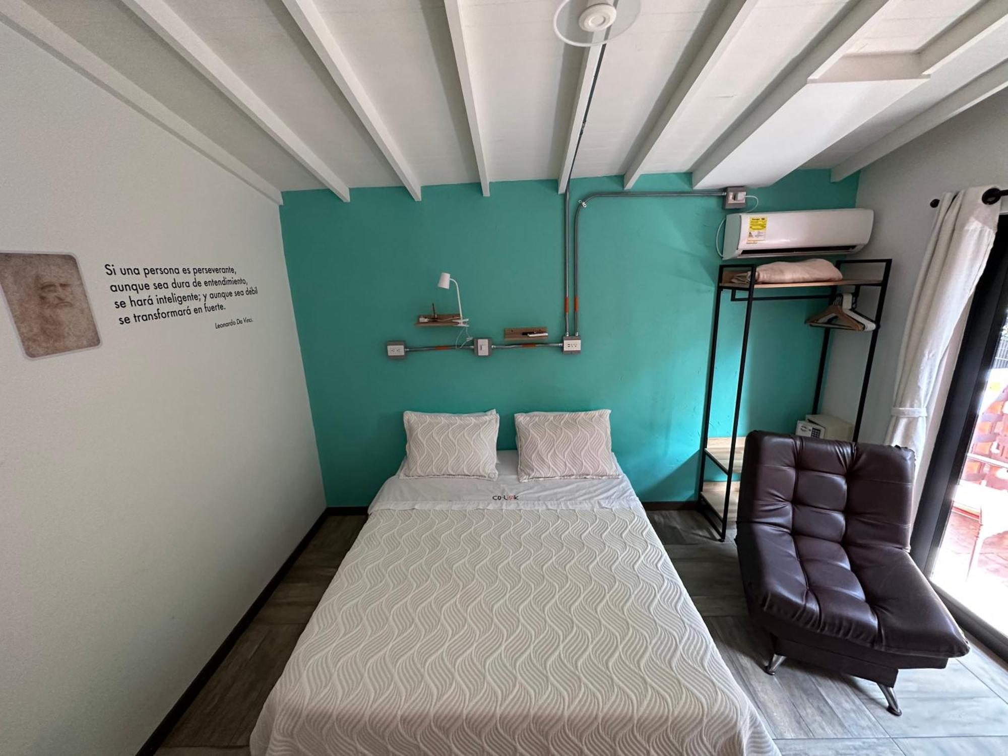 Colinkhouse Hotel Medellín Buitenkant foto